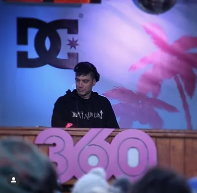Glenn Martin draait bij een 360-event
